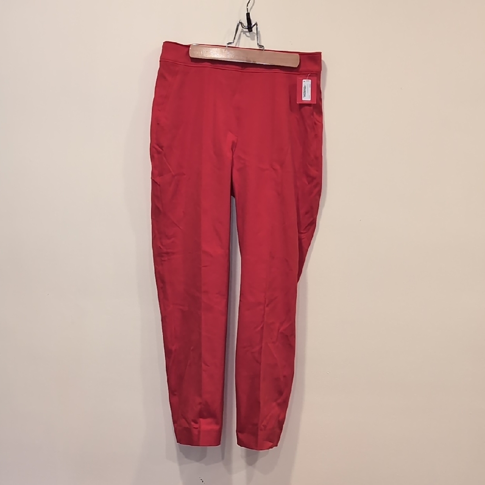SPANX Red Cropped Pants with Elastic Waistband and Tapered Fit